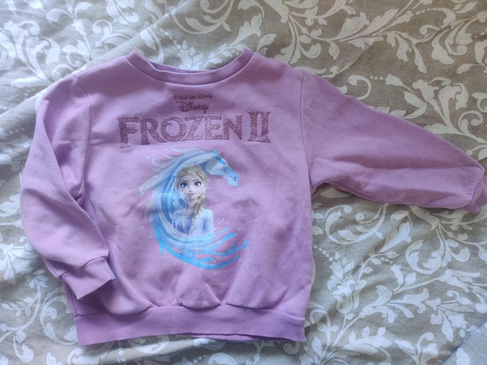 H&m Frozen paita 98/104