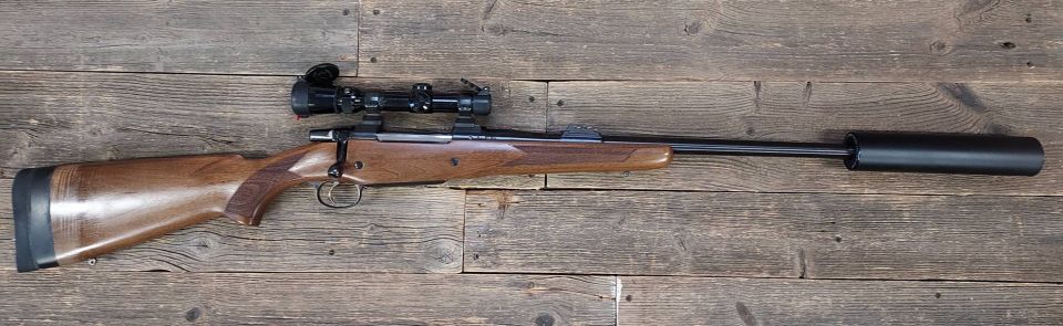 Käytetty CZ 550 American Safari Magnum 375HH Kivääri