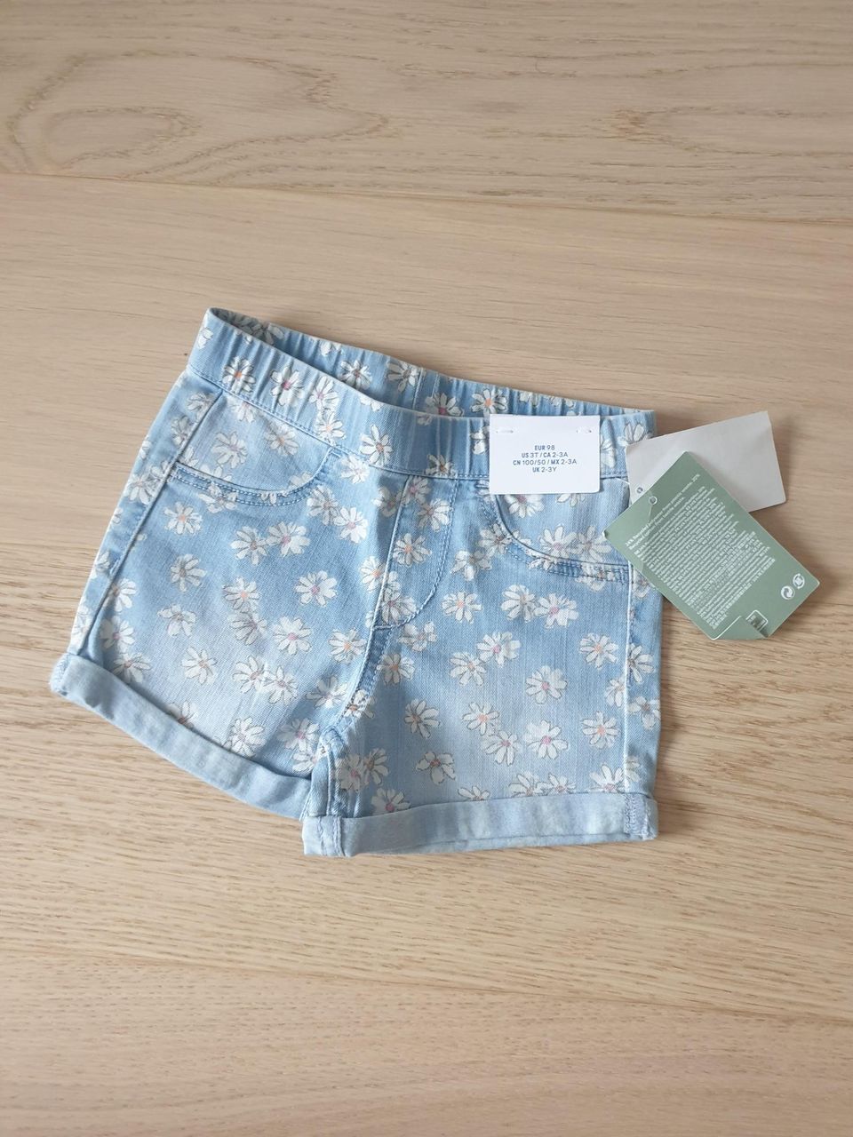 H&M shortsit, 92