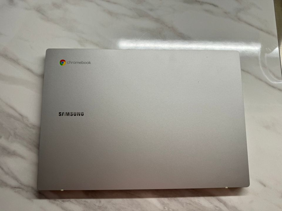 Samsung chromebook go 14