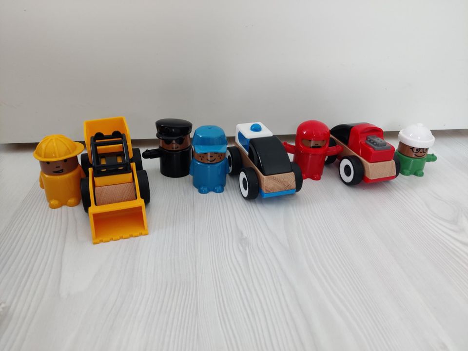 Ikea Lillabo ajoneuvot ja hahmot