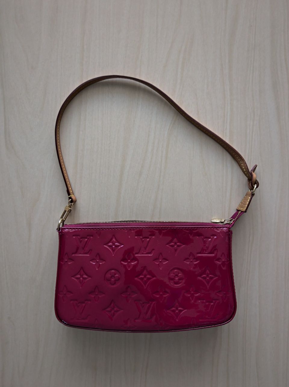 Louis Vuitton pochette accessoires