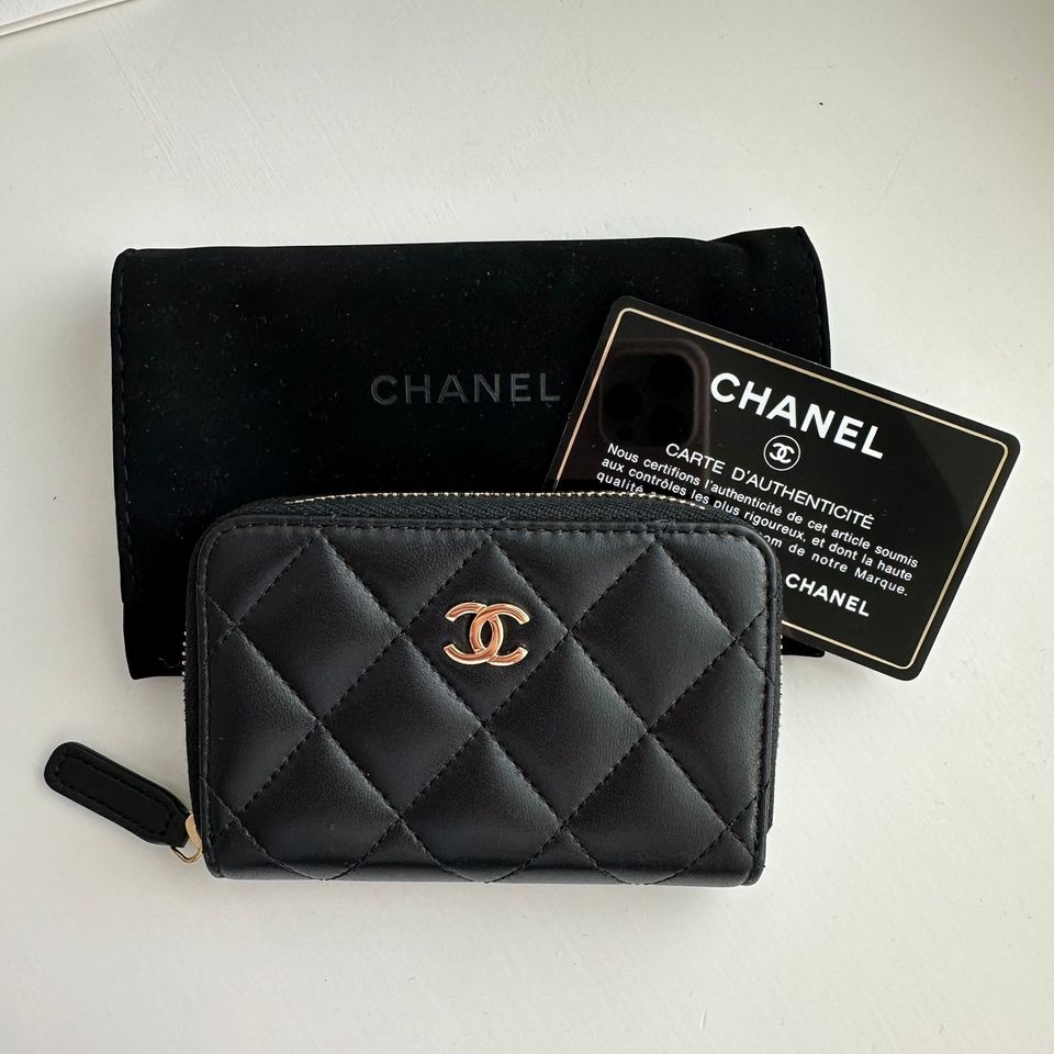Chanel zippy coin purse