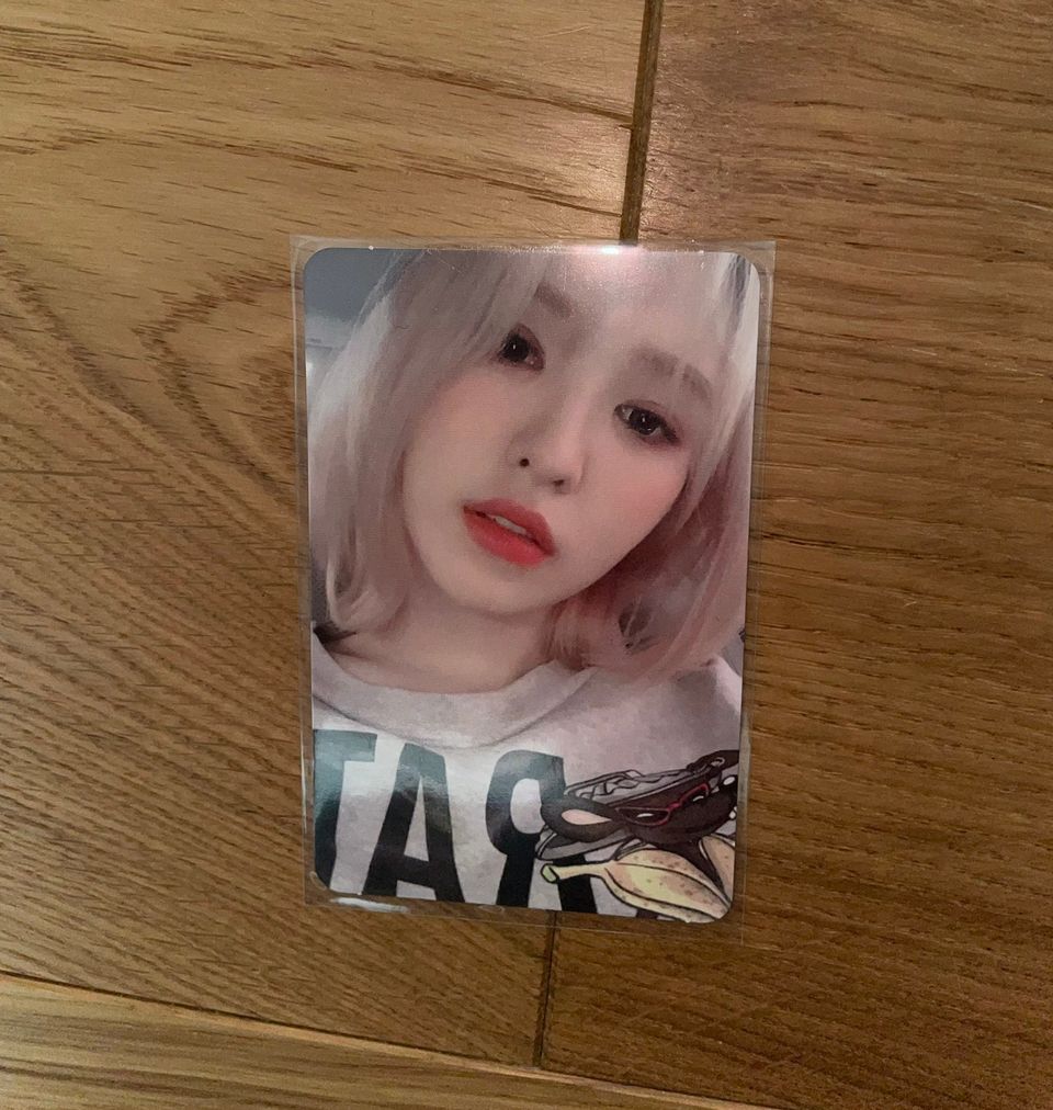 Red Velvet Wendy Reve festival finale photocard