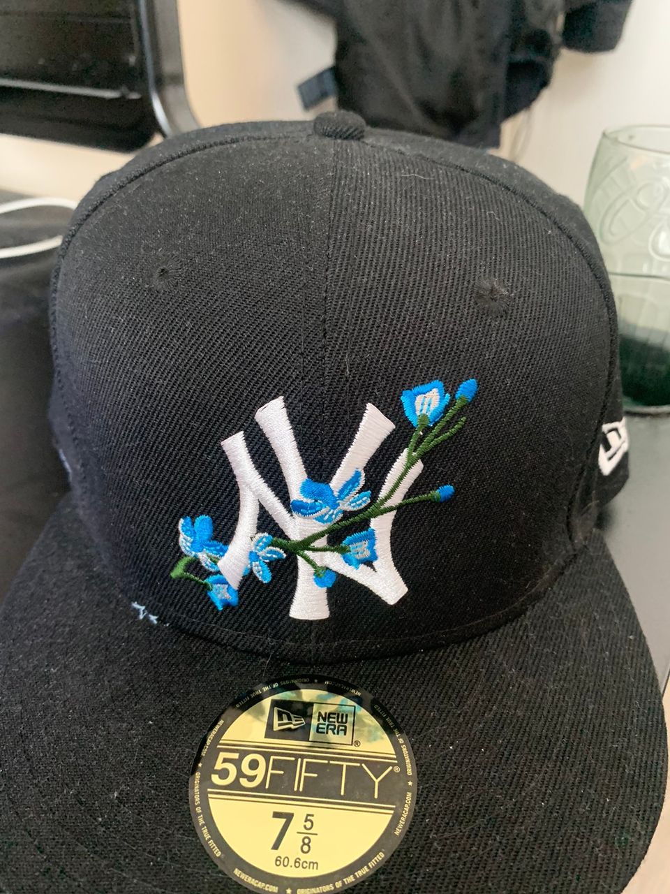 NY New Era fitted cap. 7 5/8