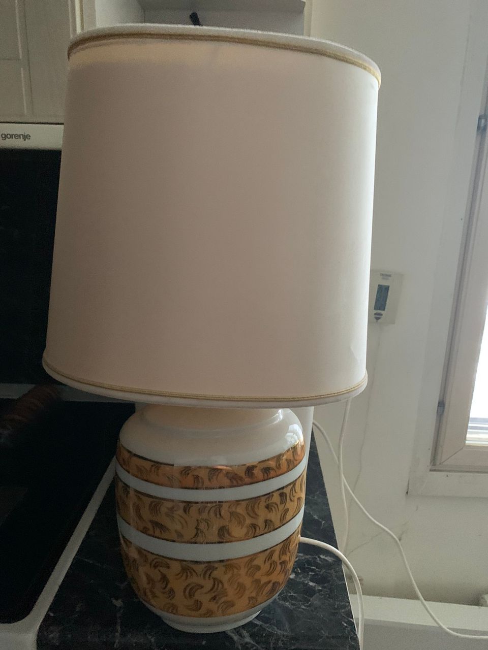 Pöytälamppu Bavaria Gerold Popzelijan