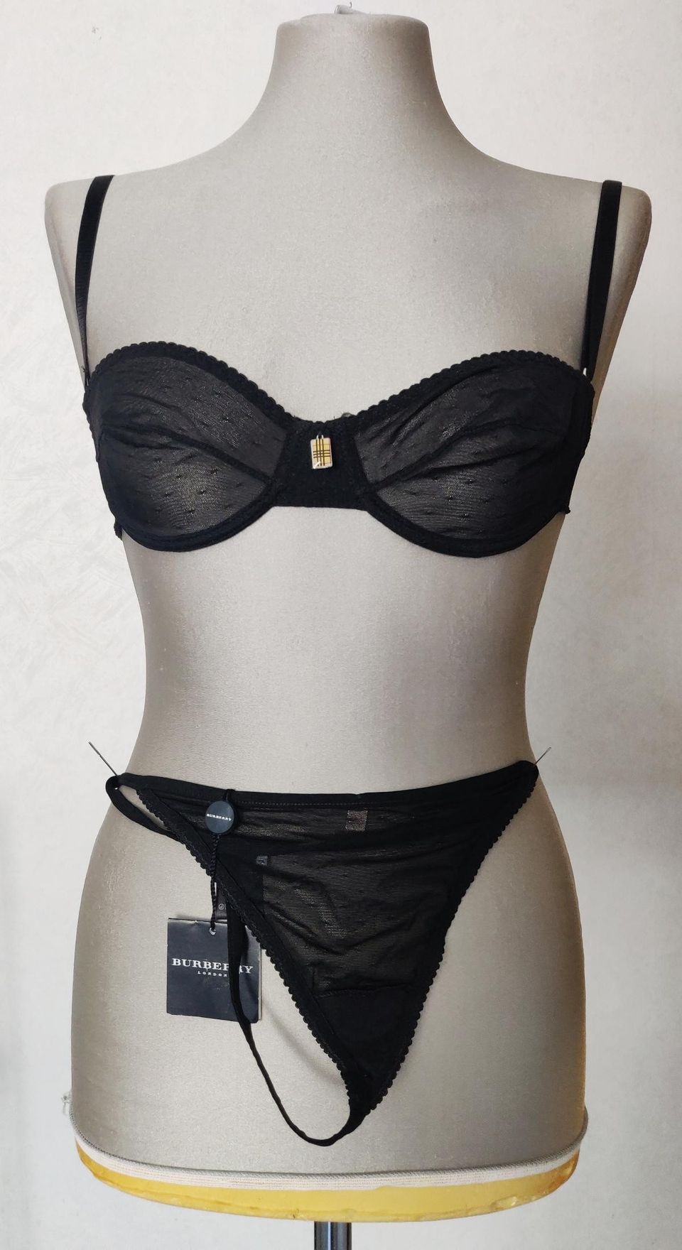 Burberry bikini setti koko S