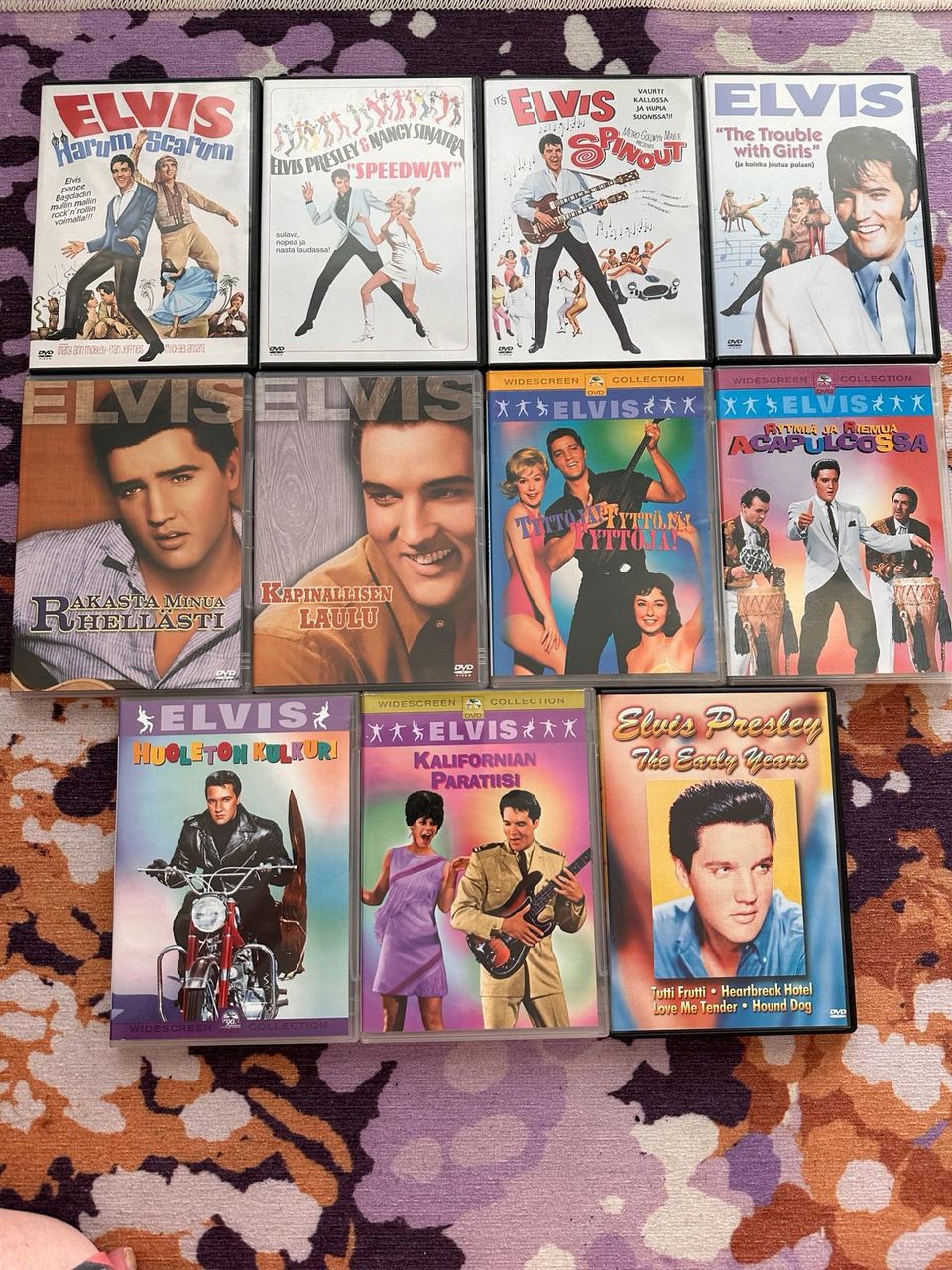Erilaisia Elvis Presley  dvd:itä: