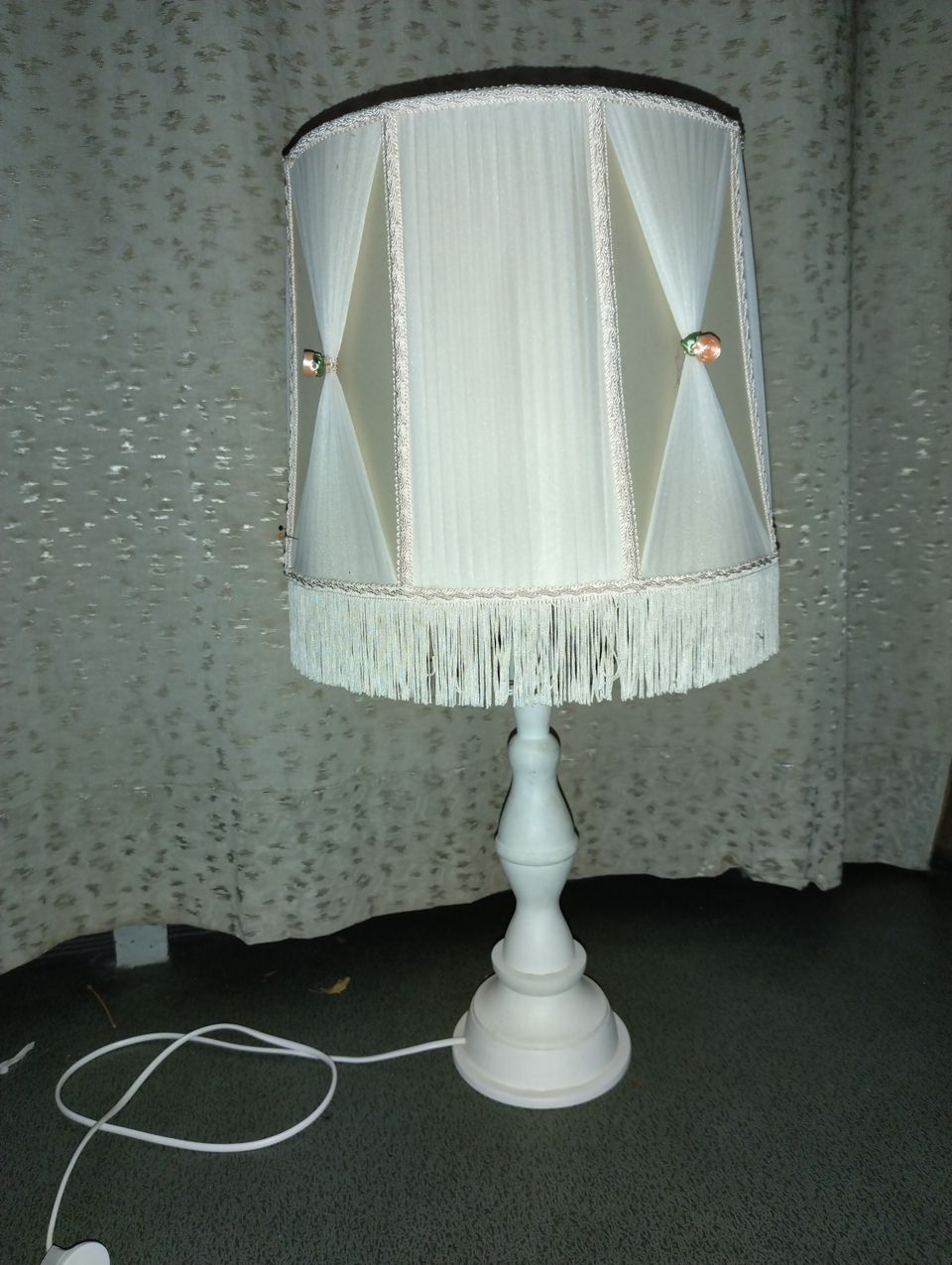 Yöpöydän lamppu 70-luvulta