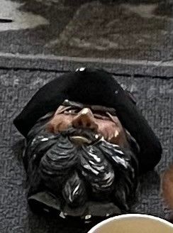 Bossons chalkware head blackbeard - pirate captain seaman plaque kipsipää