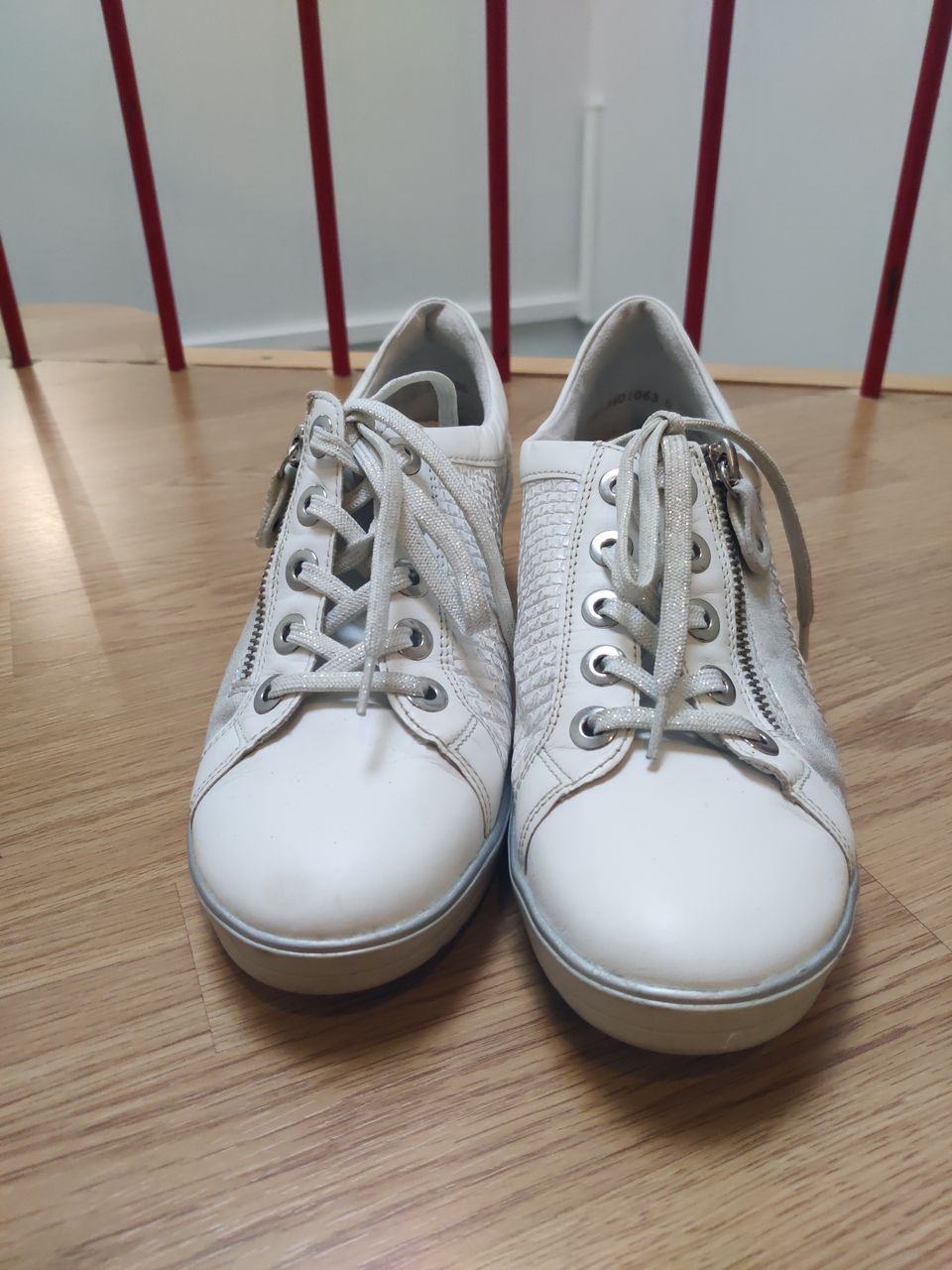 Valkoiset kävely kengät, 38