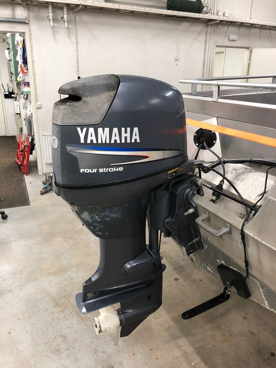 Yamaha F50AET