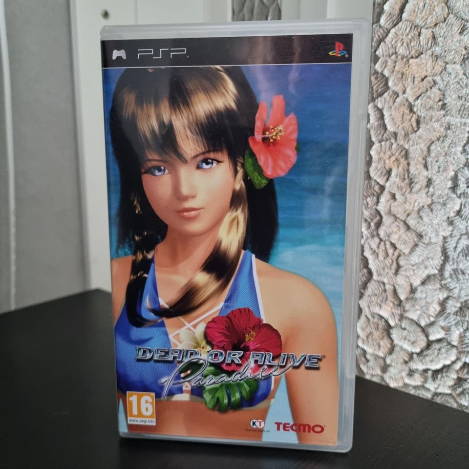 Dead or Alive Paradise PSP -peli