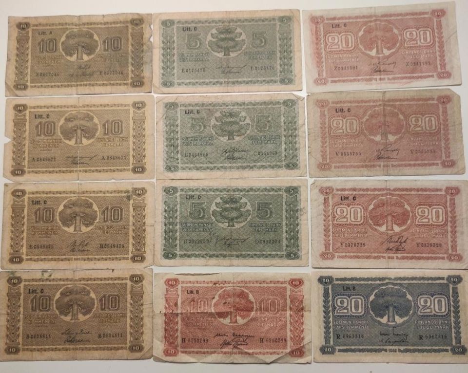 Suomi seteleitä 1922 ja 1945  12kpl