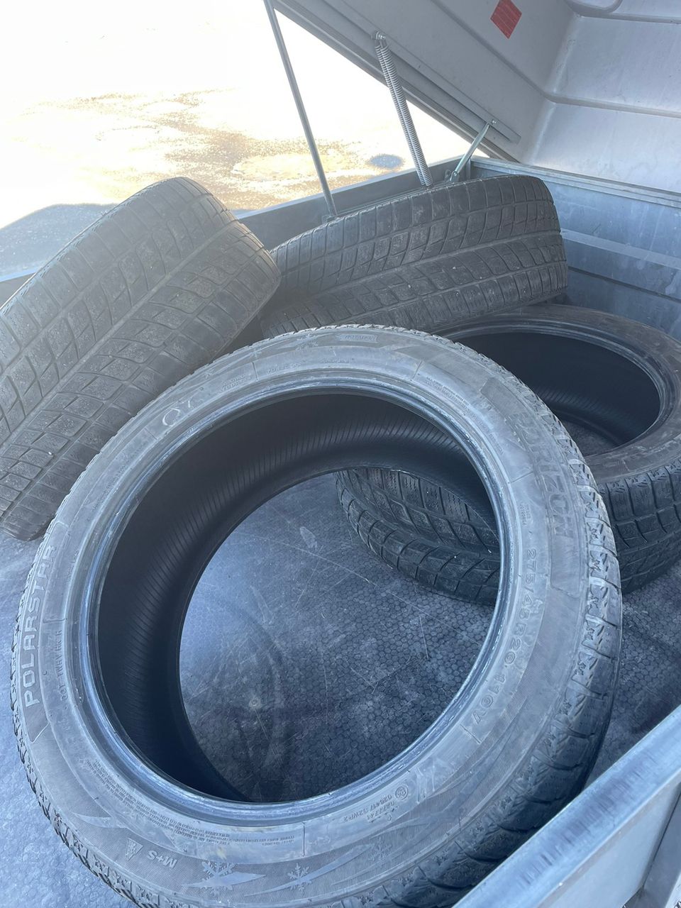 275/45R20 Horizon Polarstar  kitkat