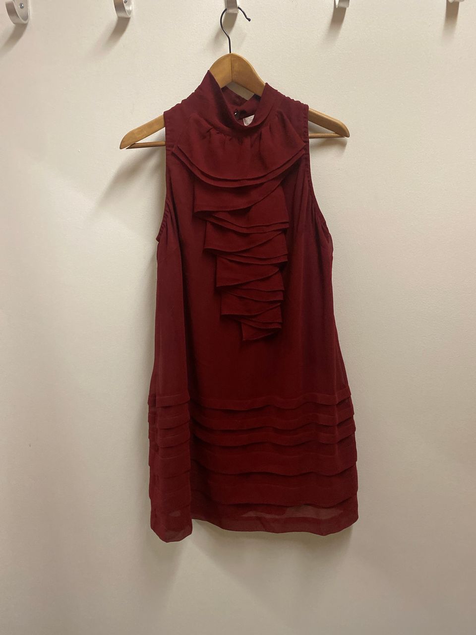 Viininpunainen mekko XL