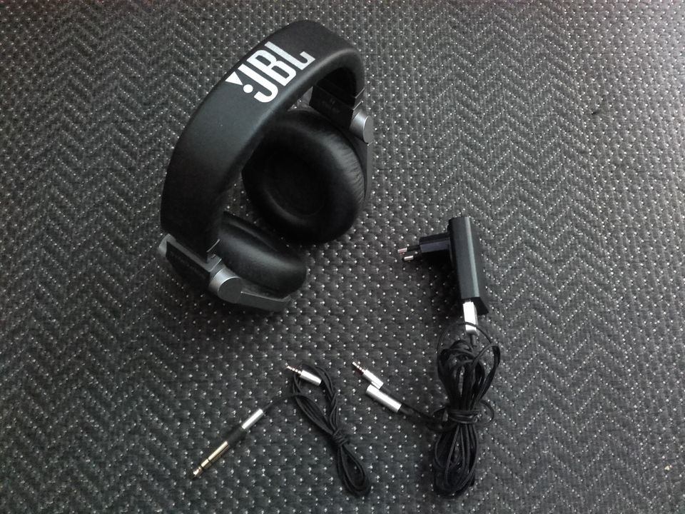 JBL Synchros E50BT Bluetooth kuulokkeet