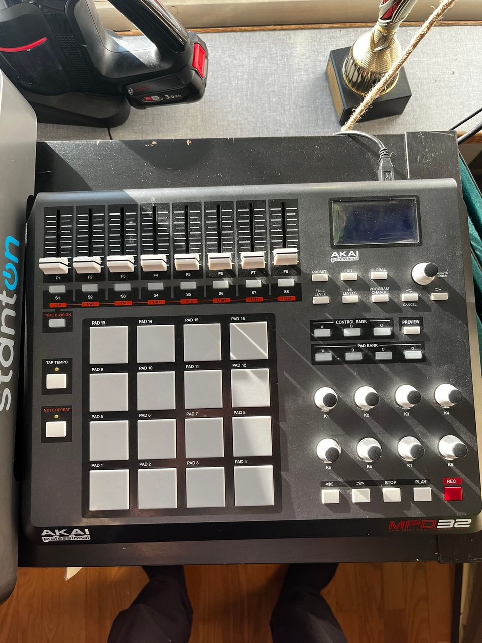 AKAI MPD 32 sampleri