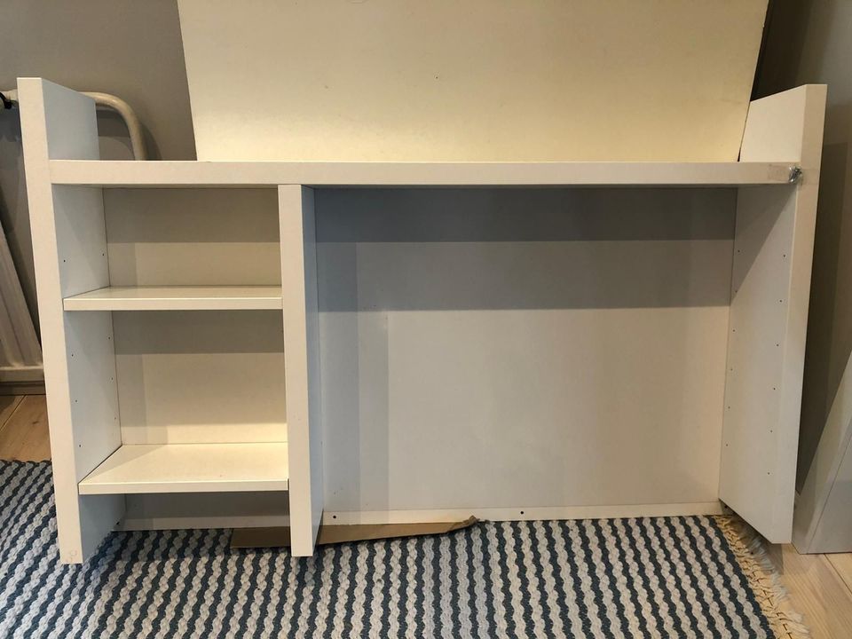 Ikea MICKE Korkea lisäosa, valkoinen, 105x65 cm
