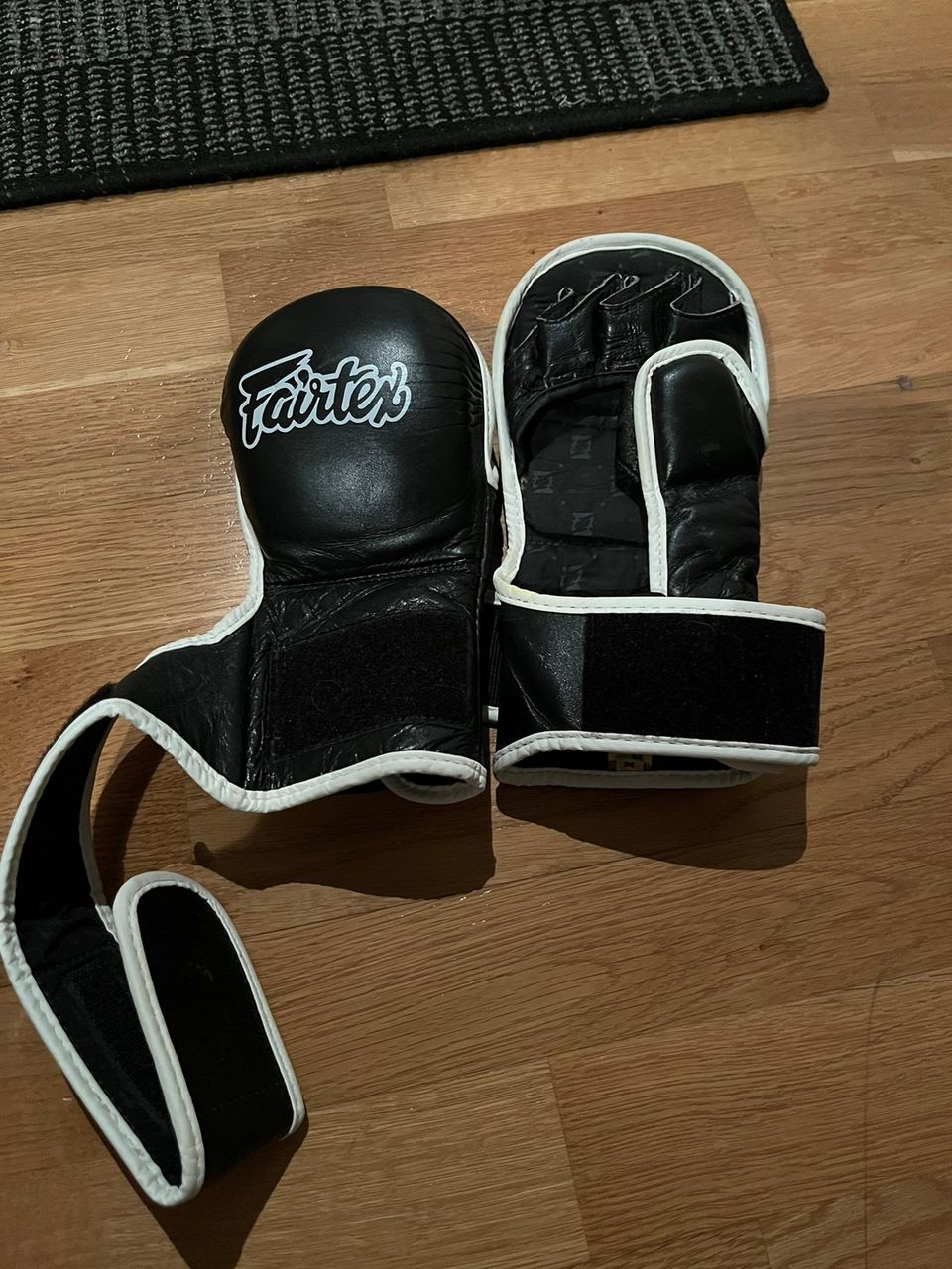 Fairtex mma hanskat