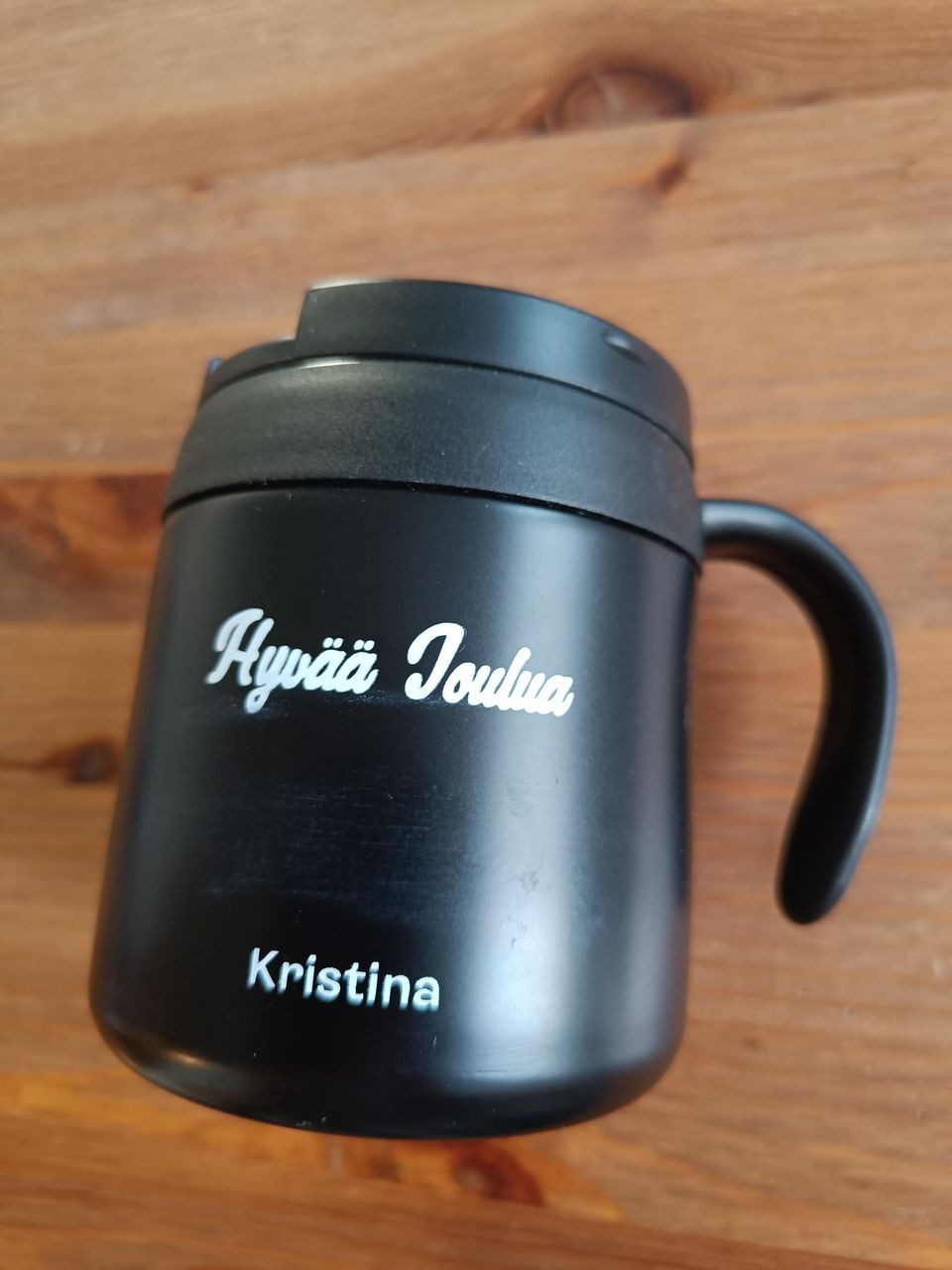 Käyttämätön Kristina Cruisesin termosmuki