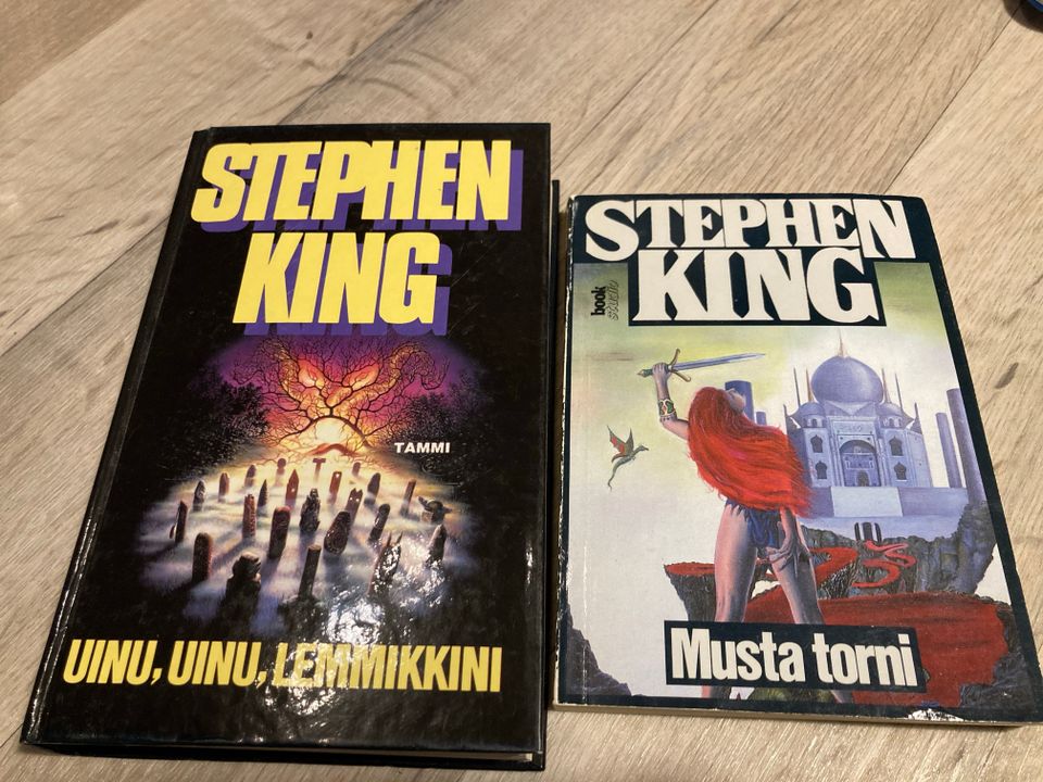 Stephen King - Musta torni ja Uinu uinu...