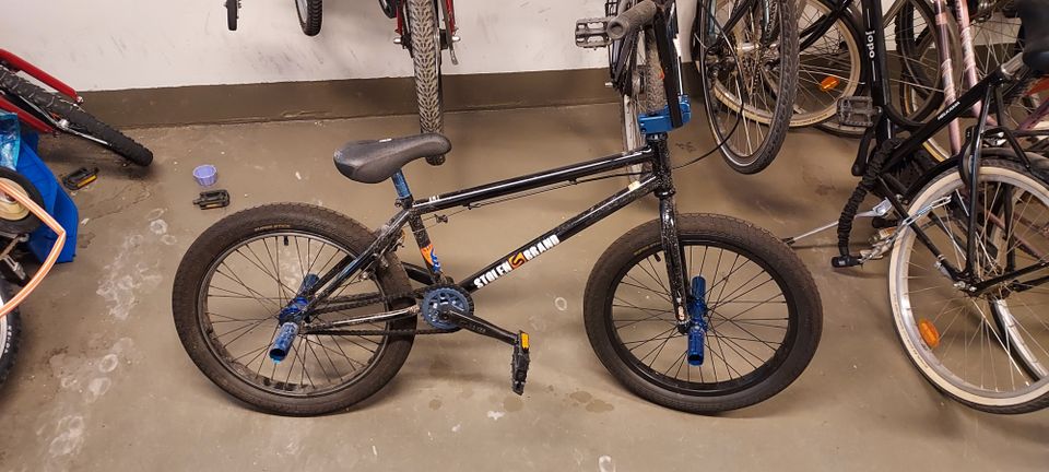 Stolen Sinner FC XLT BMX Bike 2020  Black-Dark Blue, 21", 20"