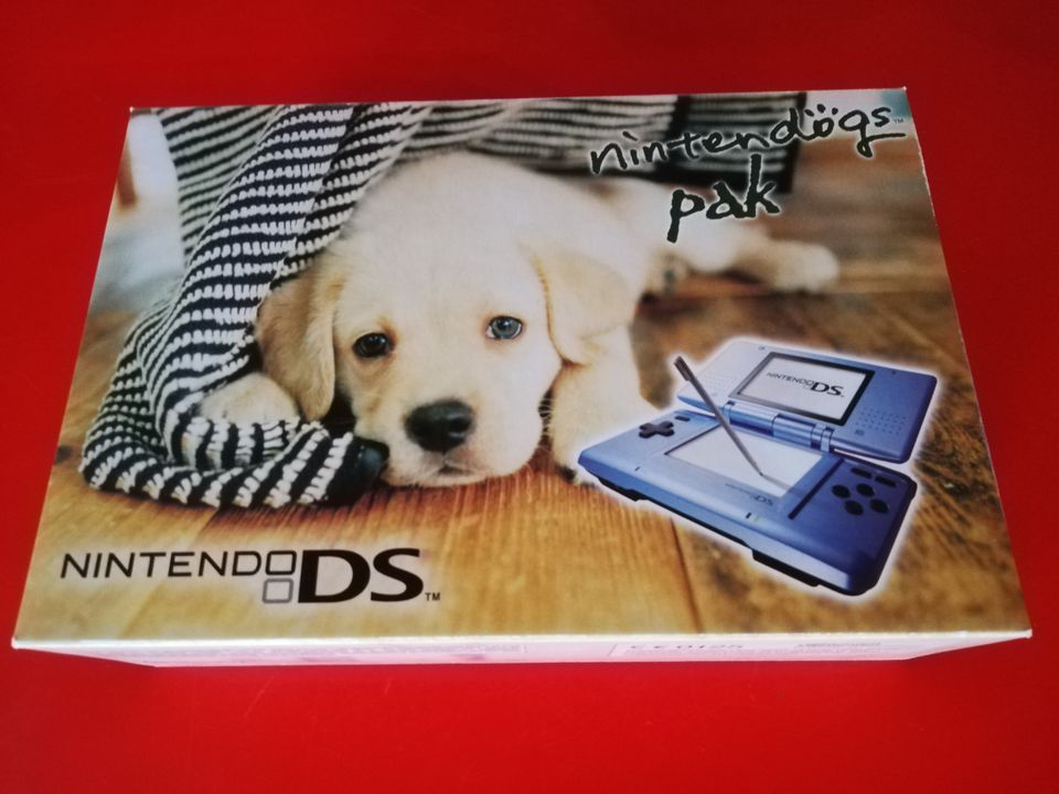 Käyttämätön Nintendo DS (nintendogs pak)