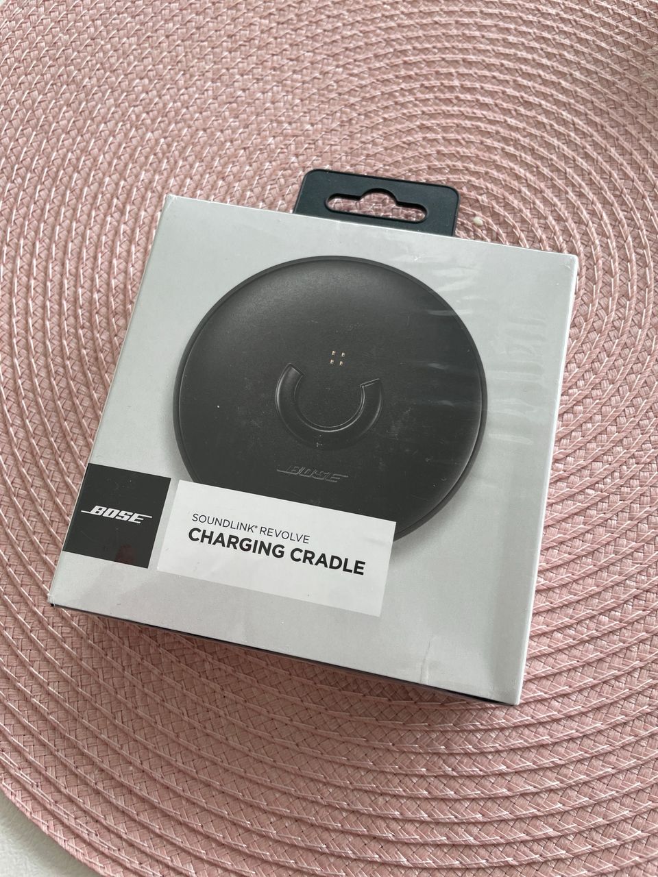 Uusi Bose Charging Cradle lataustelakka