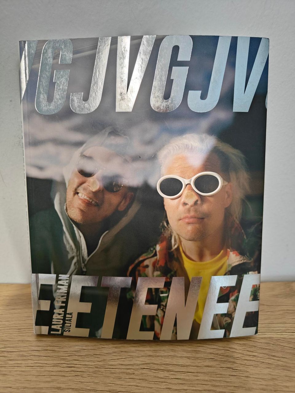 JVG - Etenee kirja