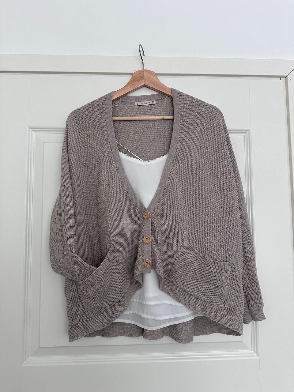 Beige pull&bear neule S