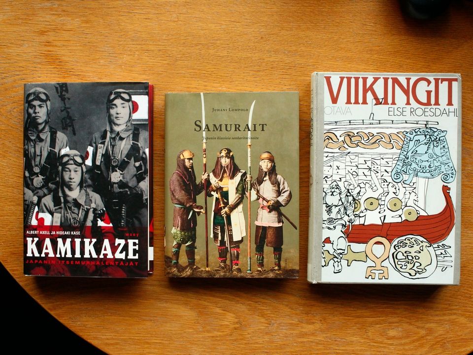 Kamikaze Samurait Viikingit kirjapaketti 3 kpl tietokirjoja