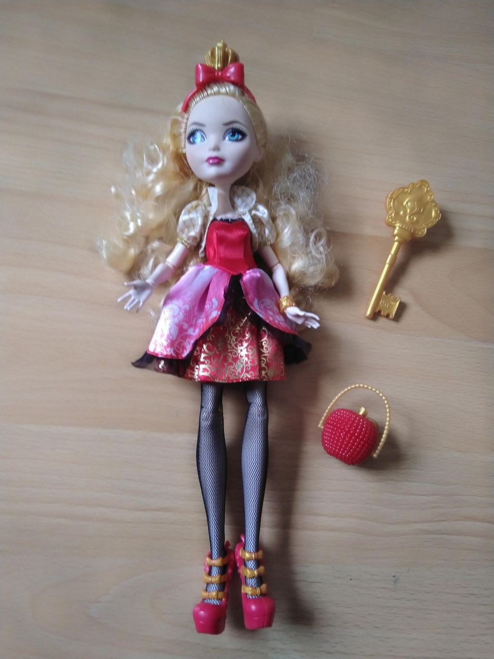 Ever After High Apple White