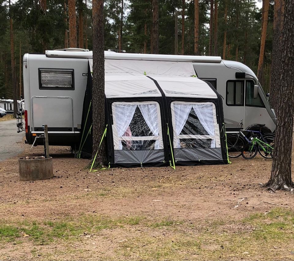 Ilmatäytteinen etuteltta Kampa Rally Air Pro 330