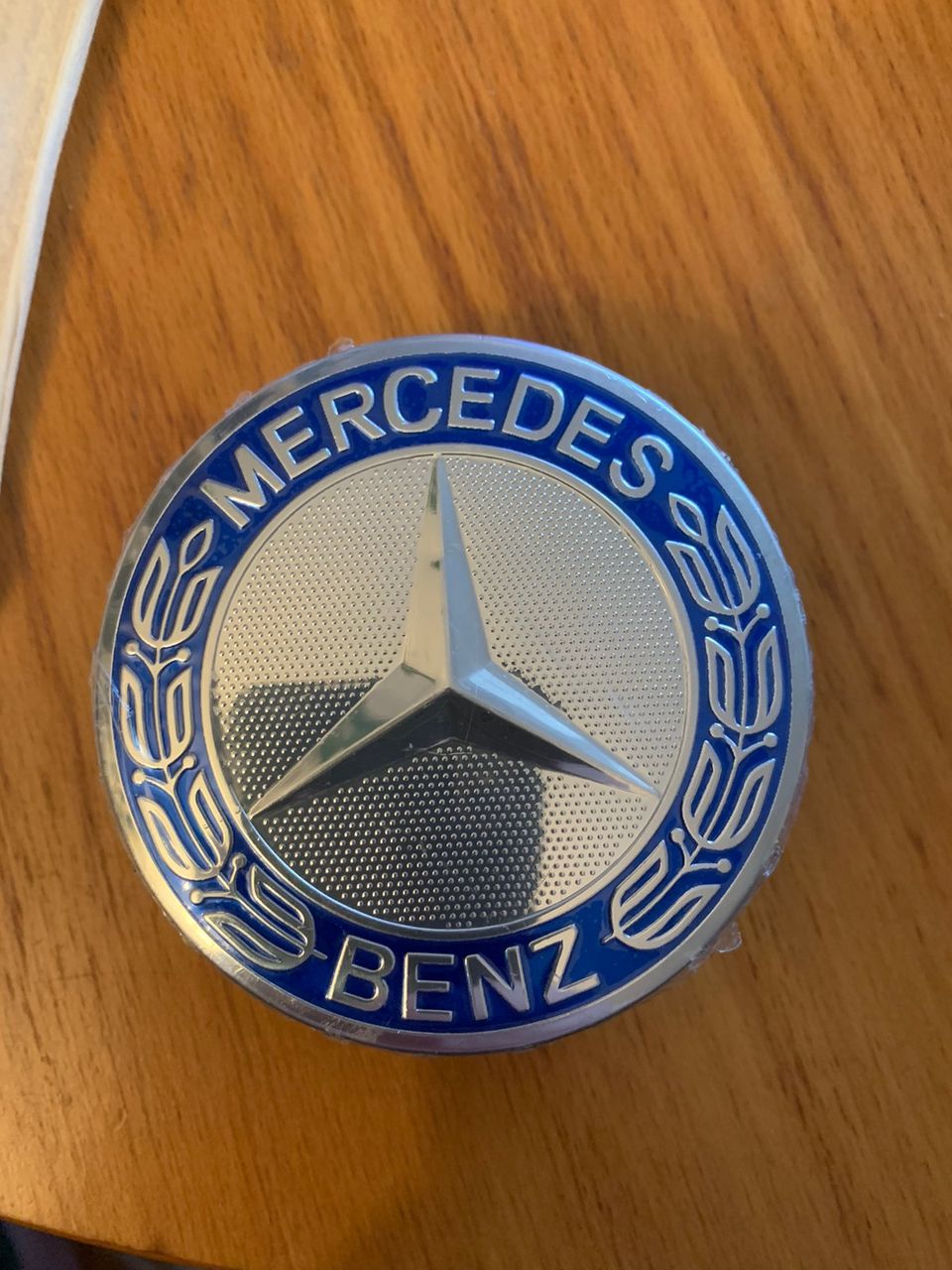 Mercedes Benz Keskiösuojat