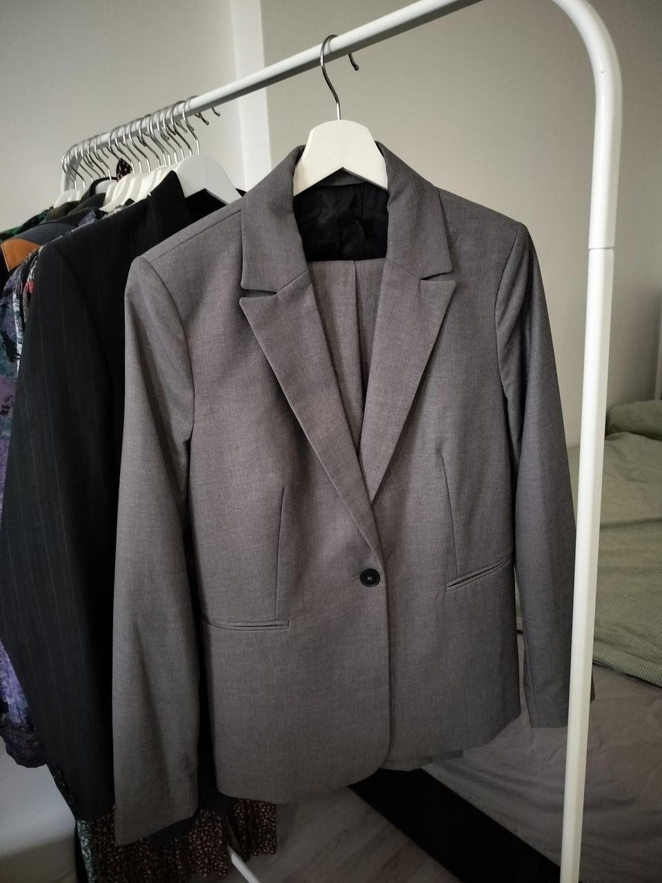 Mango Suit jakkupuku koko 40