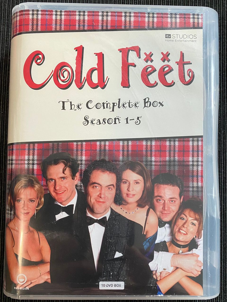 Cold Feet, Rimakauhua ja rakkautta boksi S 1-5