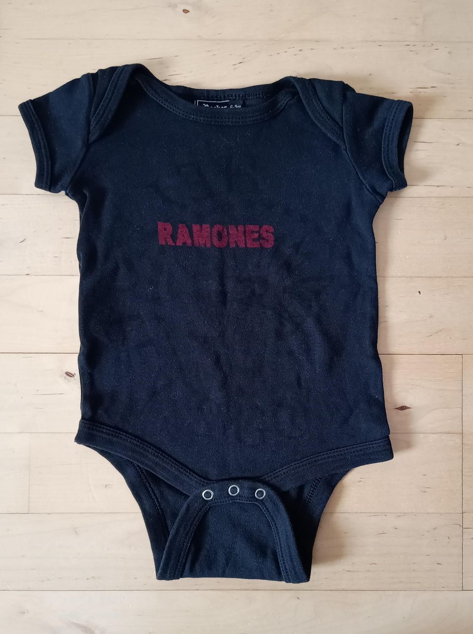 Ramones body 6-9 m / 74 cm