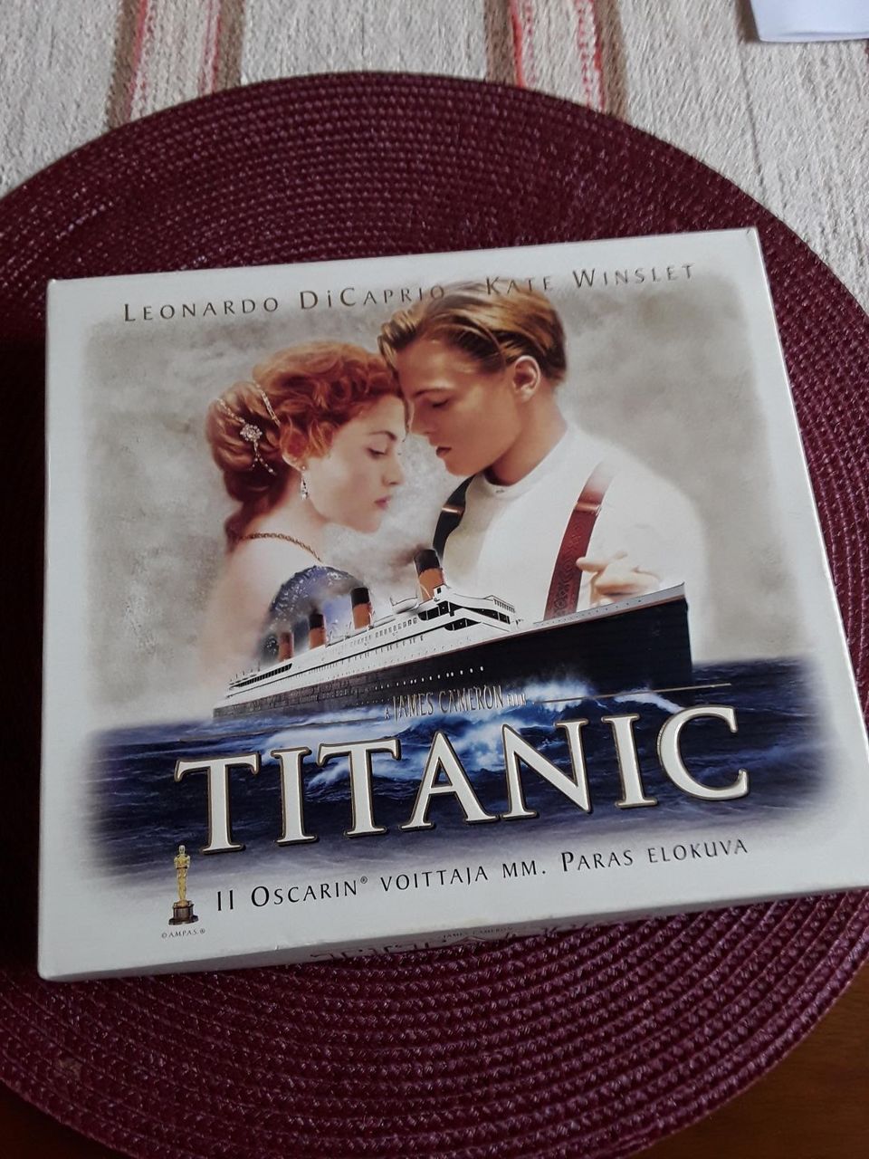 Titanic VHS juhlakasetti