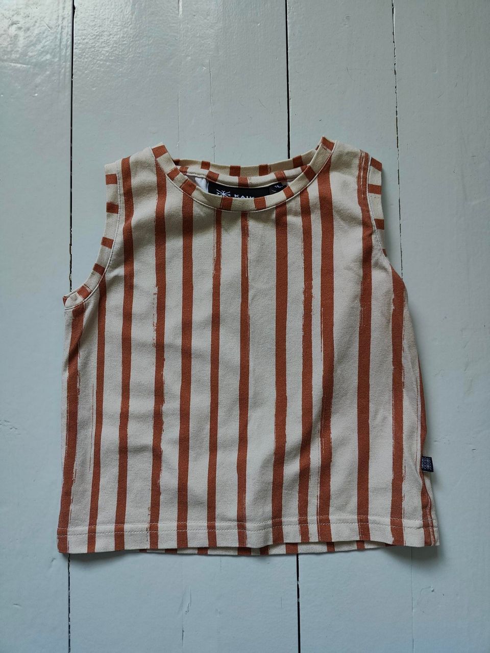 Kaiko boho stripe hihaton paita