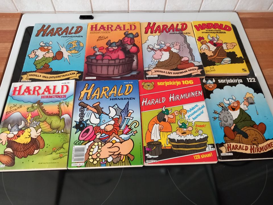 Harald Hirmuinen sarjakuvakirjat 8 kpl