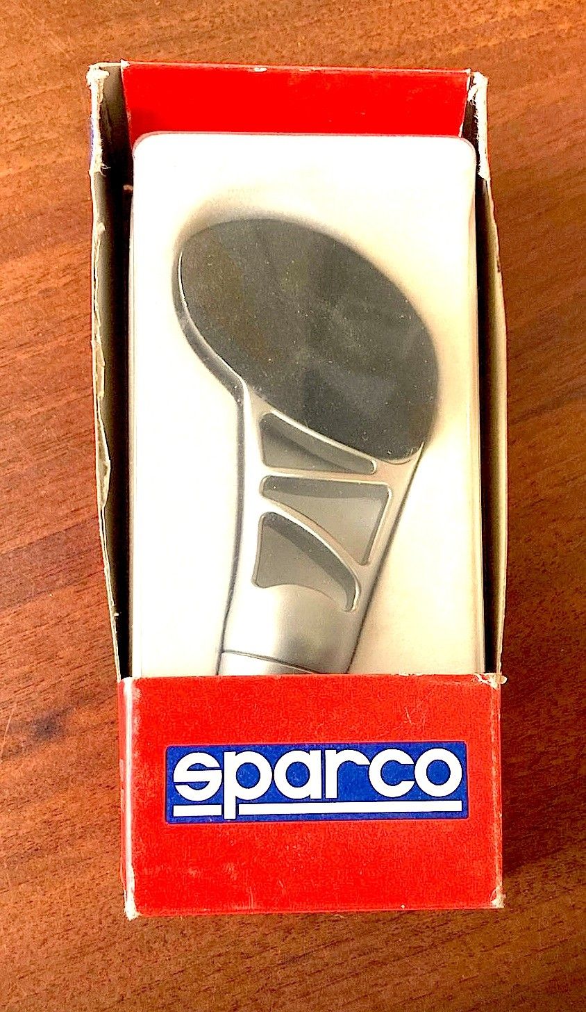 Sparco vaihdekepin nuppi