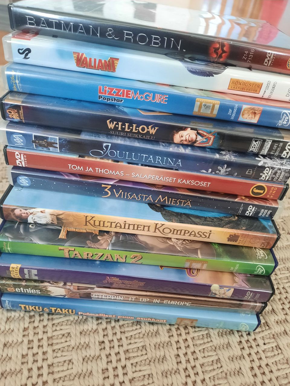 Lasten DVD-elokuvia. Disney ym.