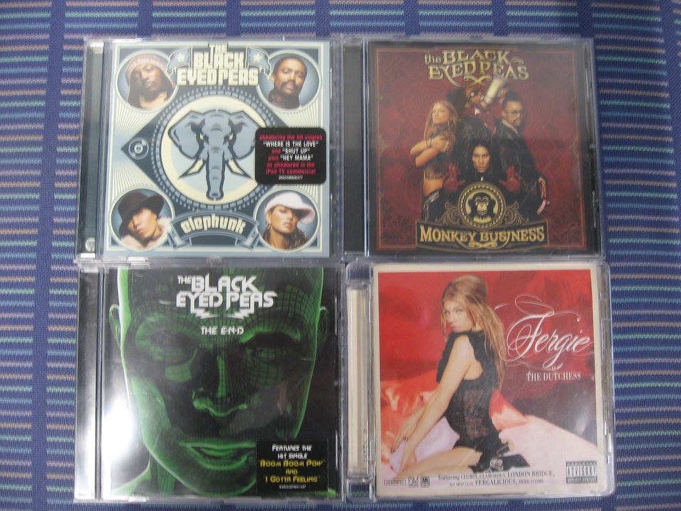 The Black Eyed Peas, Fergie, Crazy Frog, S Club7, Darin, Promoe