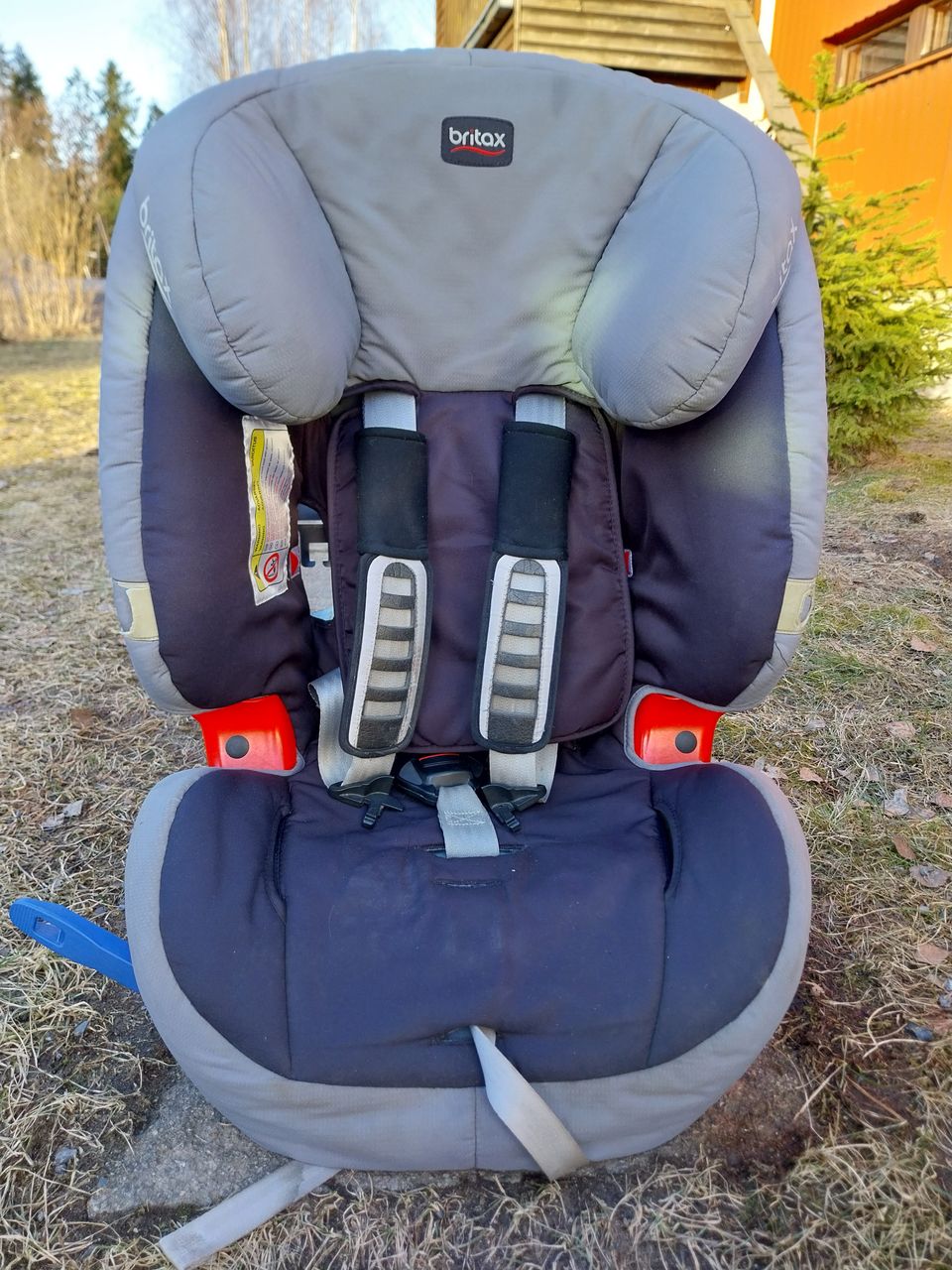 Britax istuin