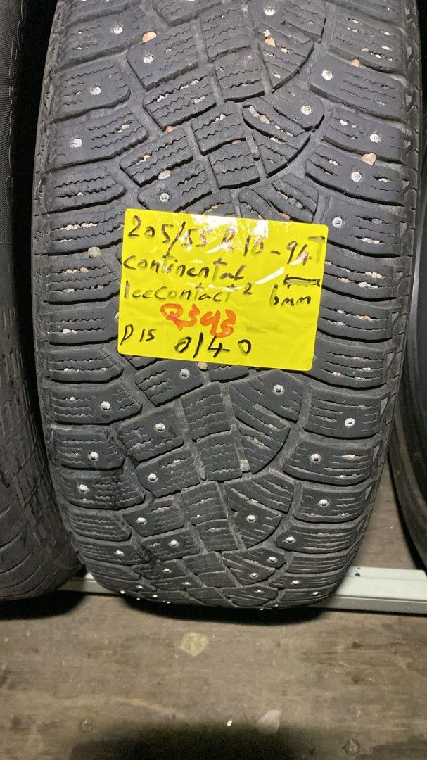 Nastarenkaat 205/55R16 continental ice contact 2 Q343