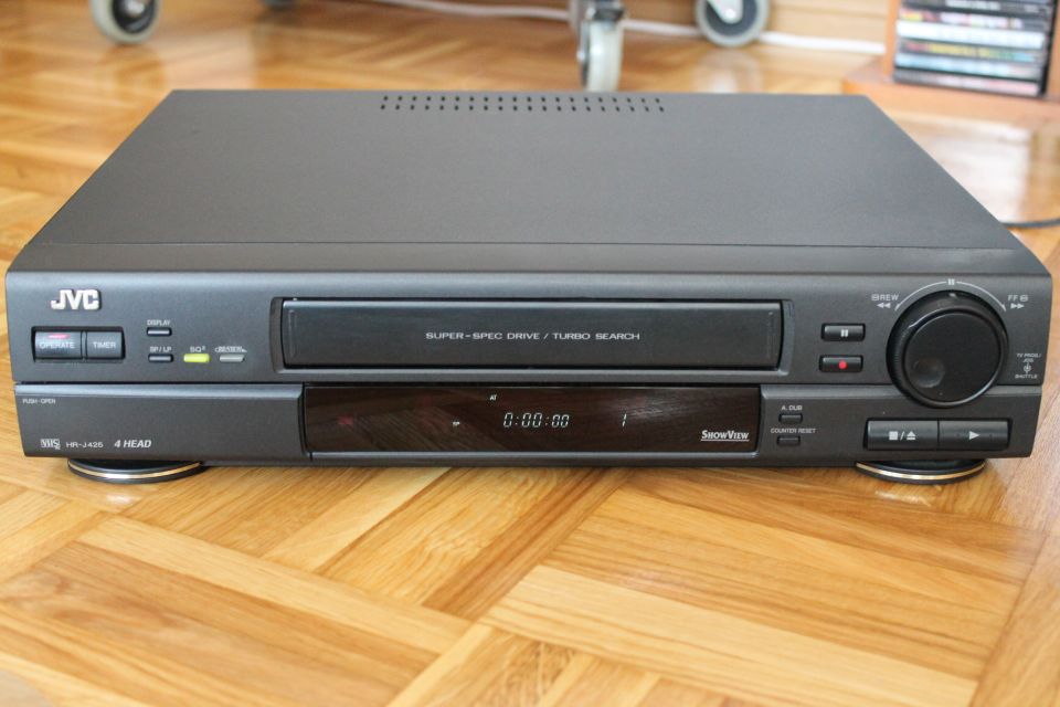 JVC HR-J425 videonauhuri VHS videot VHS-nauhuri Saksa 4-kuvapäätä *VIKA