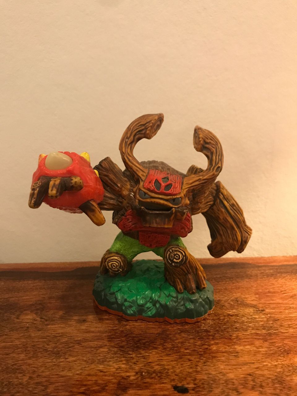 Skylanders Tree Rex Giants- hahmo