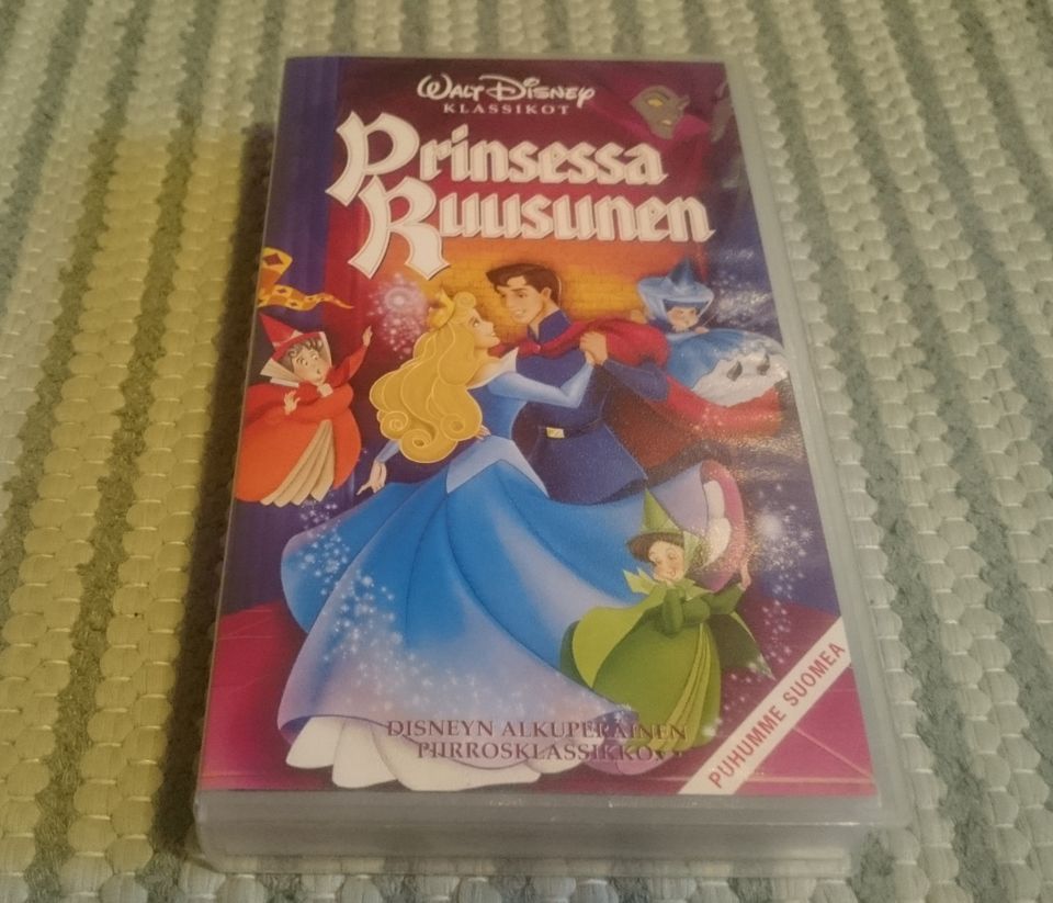 VHS Walt Disney Prinsessa Ruusunen
