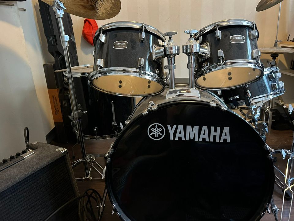 Yamaha HPX Rydeen standard black glitter
